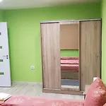 за гости краси Ruse