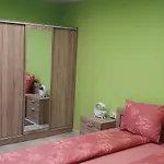за гости краси *