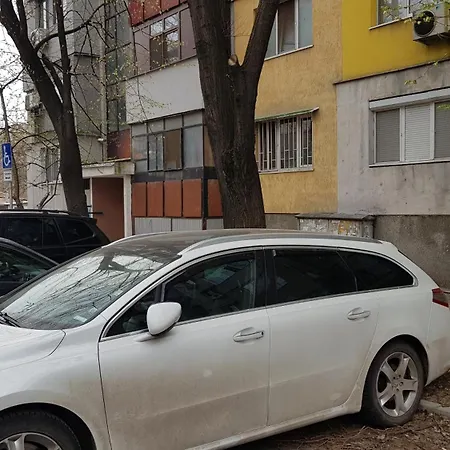 за гости краси Lägenhet Ruse