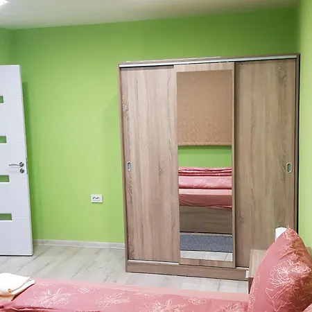 за гости краси Ruse